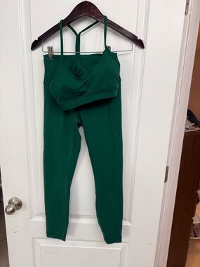 lululemon athletica Emerald Green Leggings and Strappy Sports Bra Set
